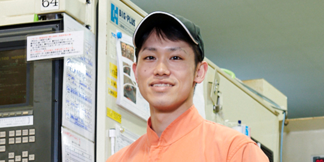 マシニング製造課　A.T