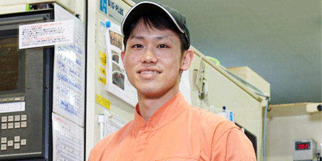 マシニング製造課　A.T